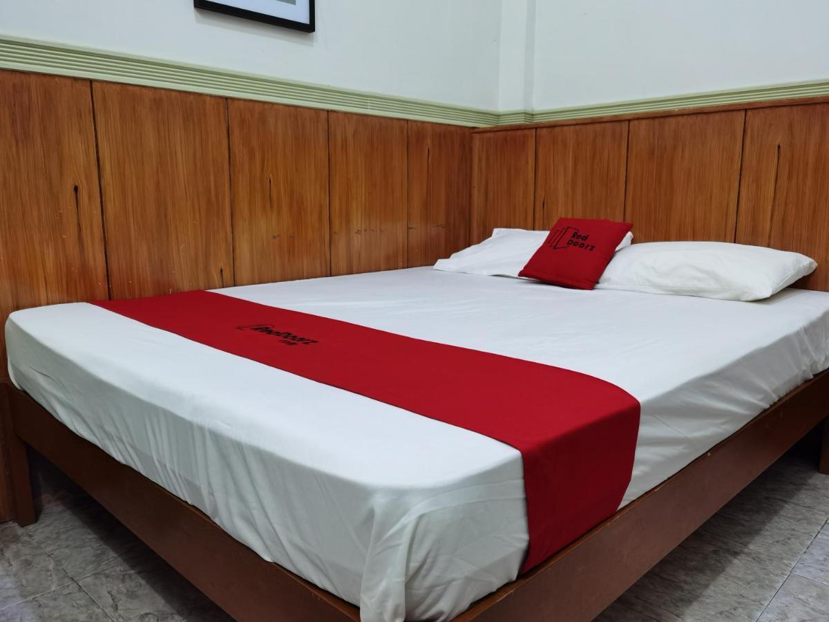 Reddoorz Near Colgante Bridge Naga City 外观 照片