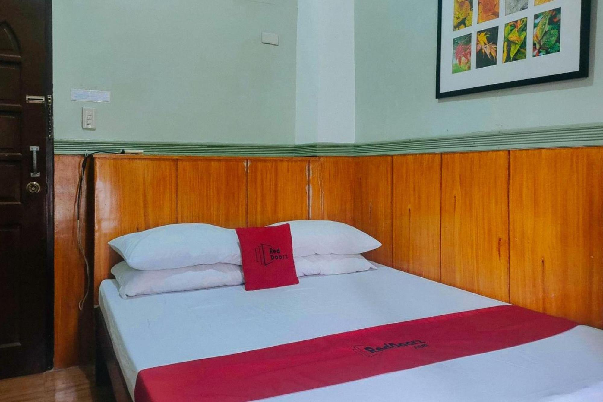 Reddoorz Near Colgante Bridge Naga City 外观 照片