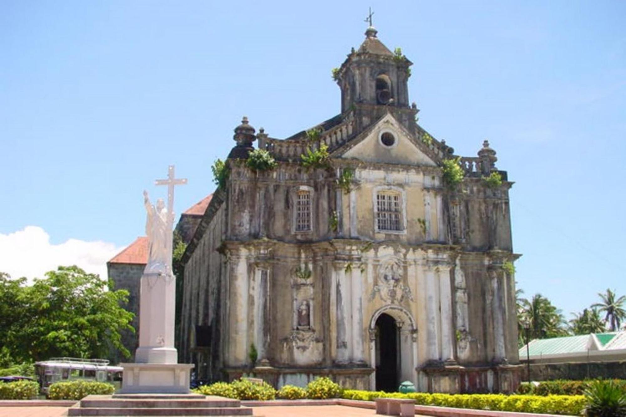 Reddoorz Near Colgante Bridge Naga City 外观 照片